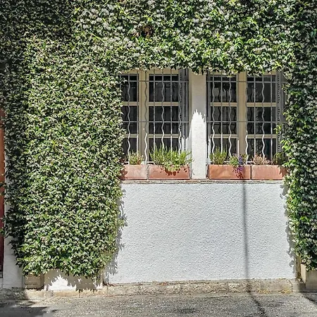 Charming In Old * Antibes